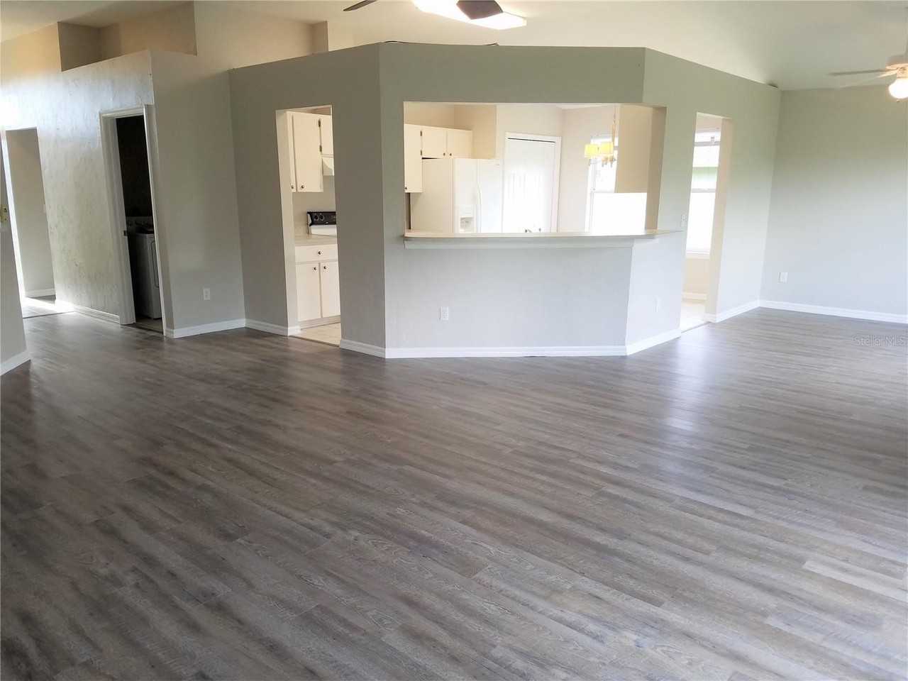 3561 Nw 88th Ter - Photo 5 of 19