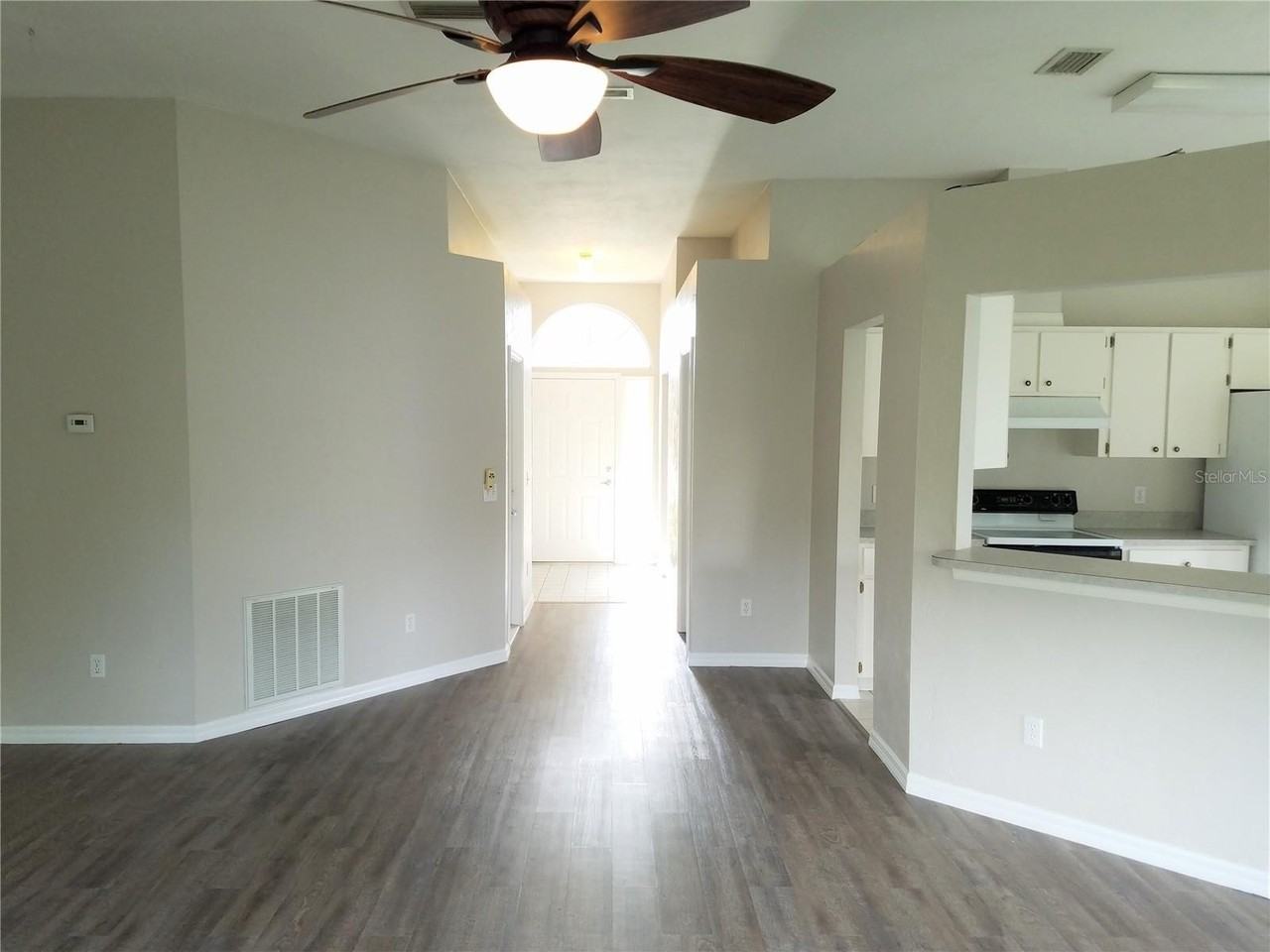 3561 Nw 88th Ter - Photo 6 of 19