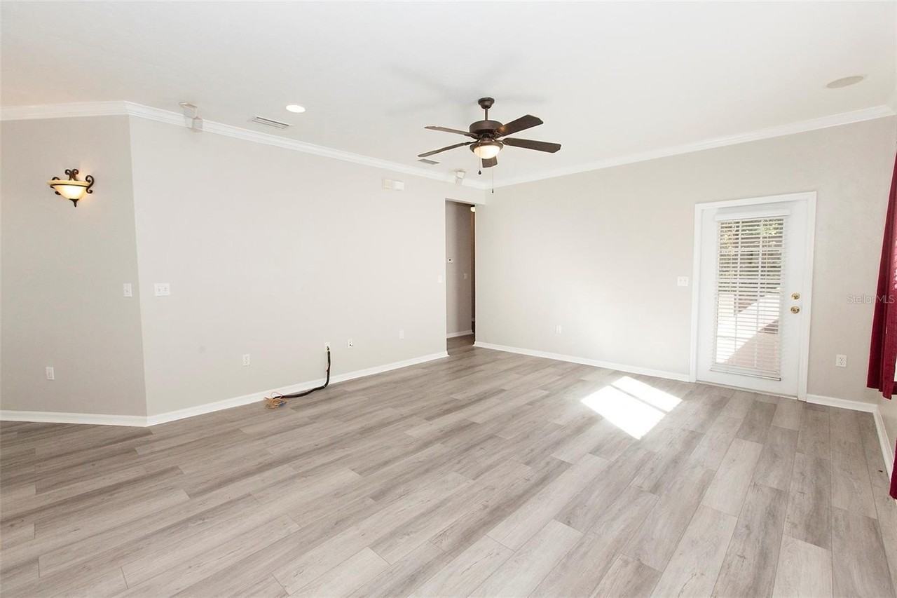 4712 Nw 80th Rd - Photo 5 of 35