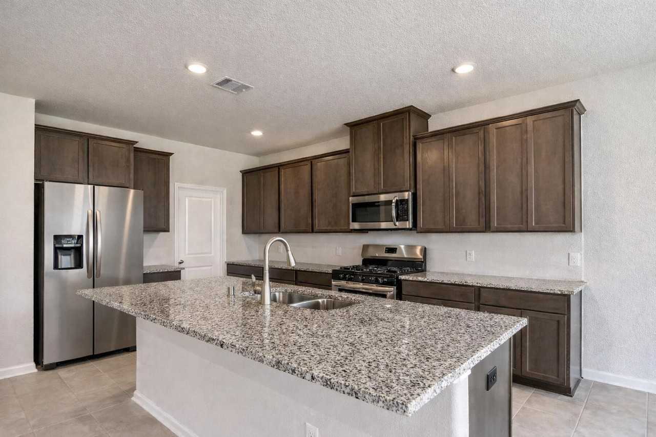 Amador Peak Dr - Photo 2 of 3