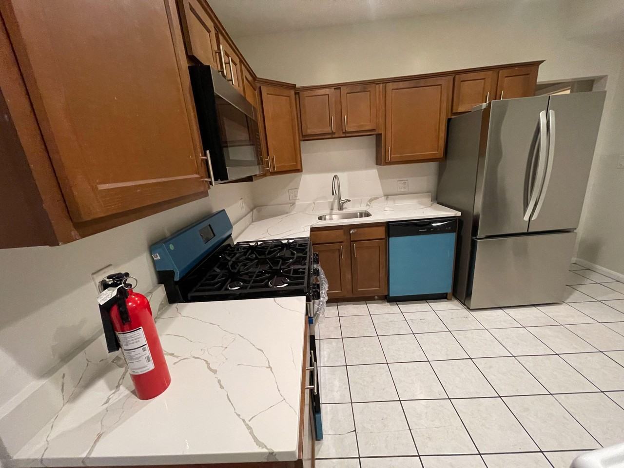 Dakota St - Photo 2 of 13