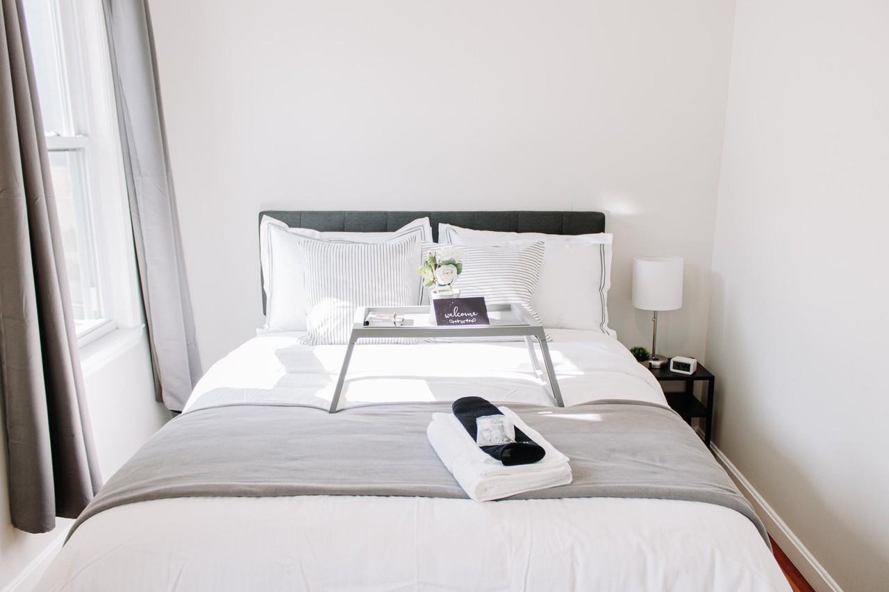 Dakota St - Photo 5 of 13