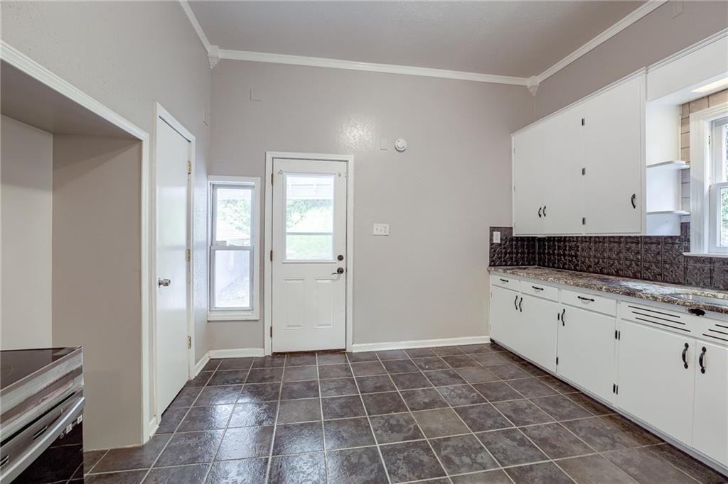 S Valley St - Photo 5 of 15