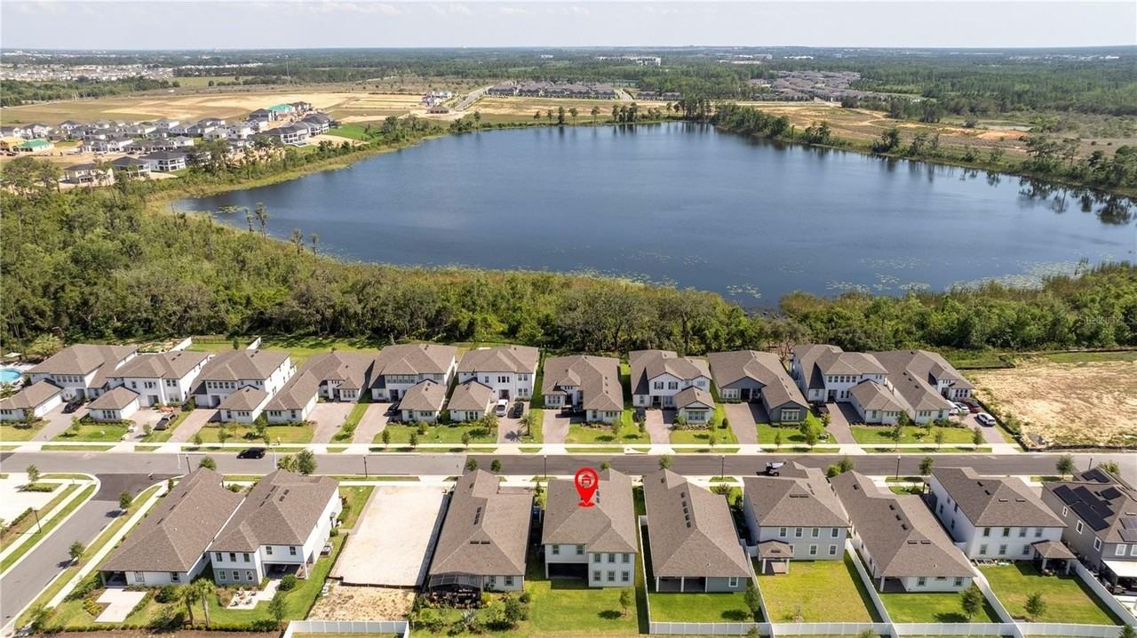 17575 Lake Star Rd - Photo 3 of 50