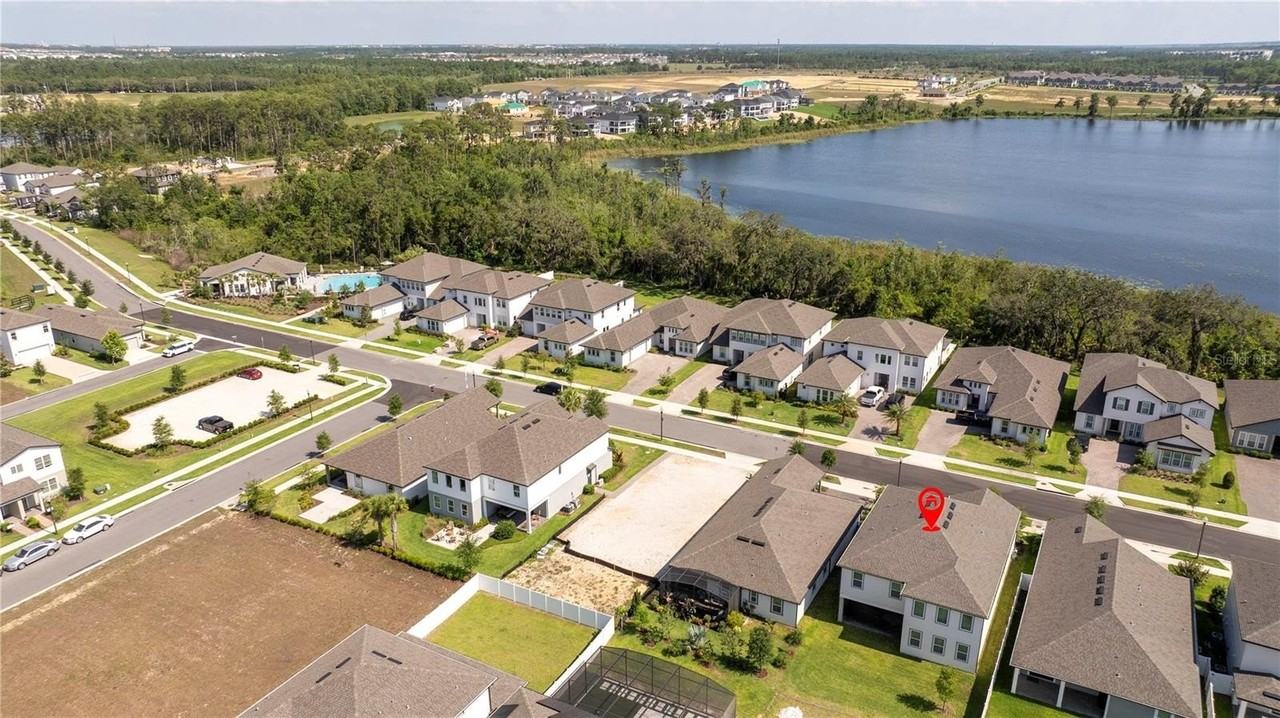 17575 Lake Star Rd - Photo 4 of 50