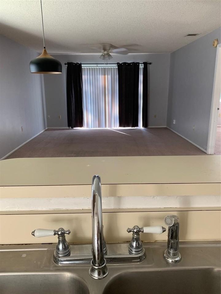 2368 Turpin Dr - Photo 4 of 15