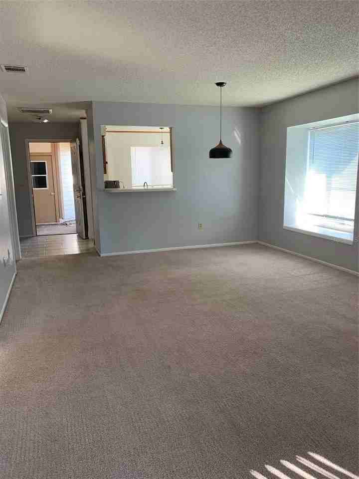 2368 Turpin Dr - Photo 5 of 15