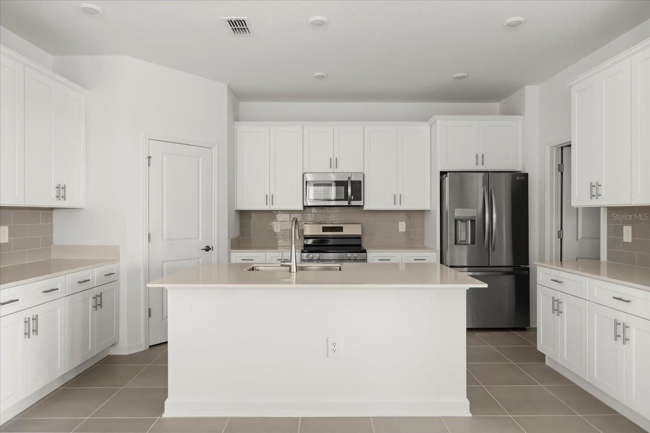 1837 Bright Sky Dr - Photo 5 of 30