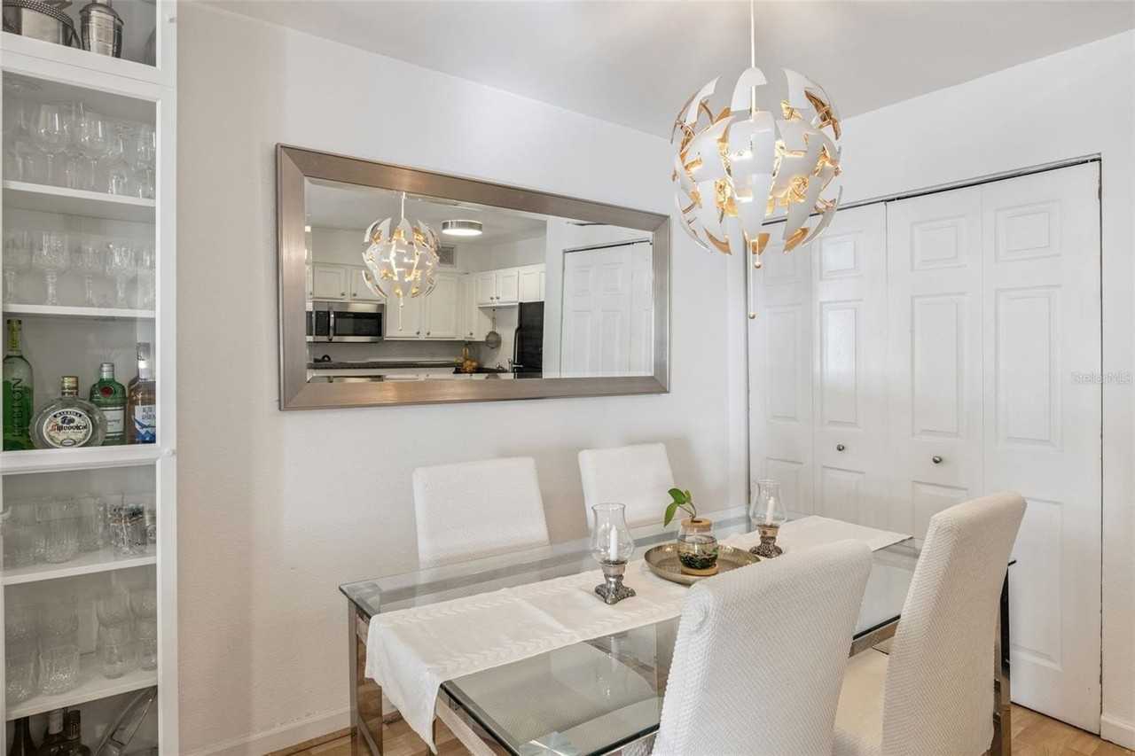 415 Lakepointe Dr #103 - Photo 6 of 12