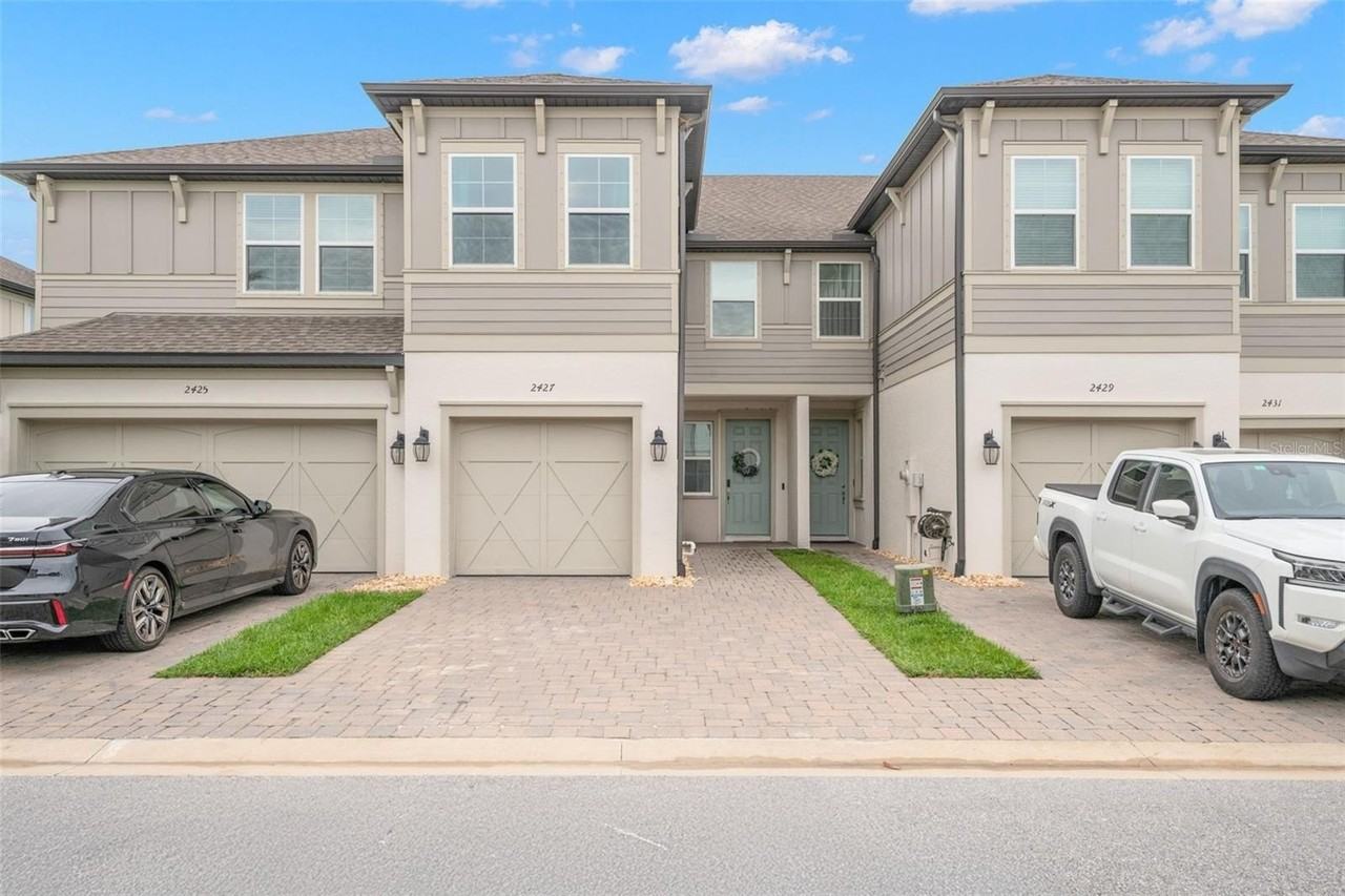 2427 Foggy Creek Cir - Photo 2 of 30