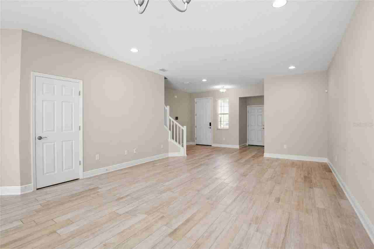 2427 Foggy Creek Cir - Photo 3 of 30