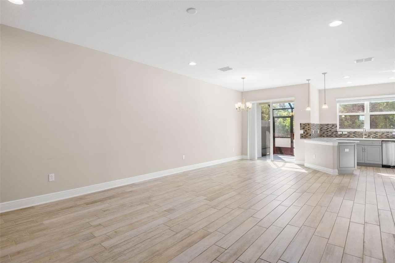 2427 Foggy Creek Cir - Photo 6 of 30