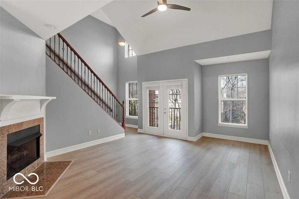 1029 Reserve Way - Photo 5 of 31