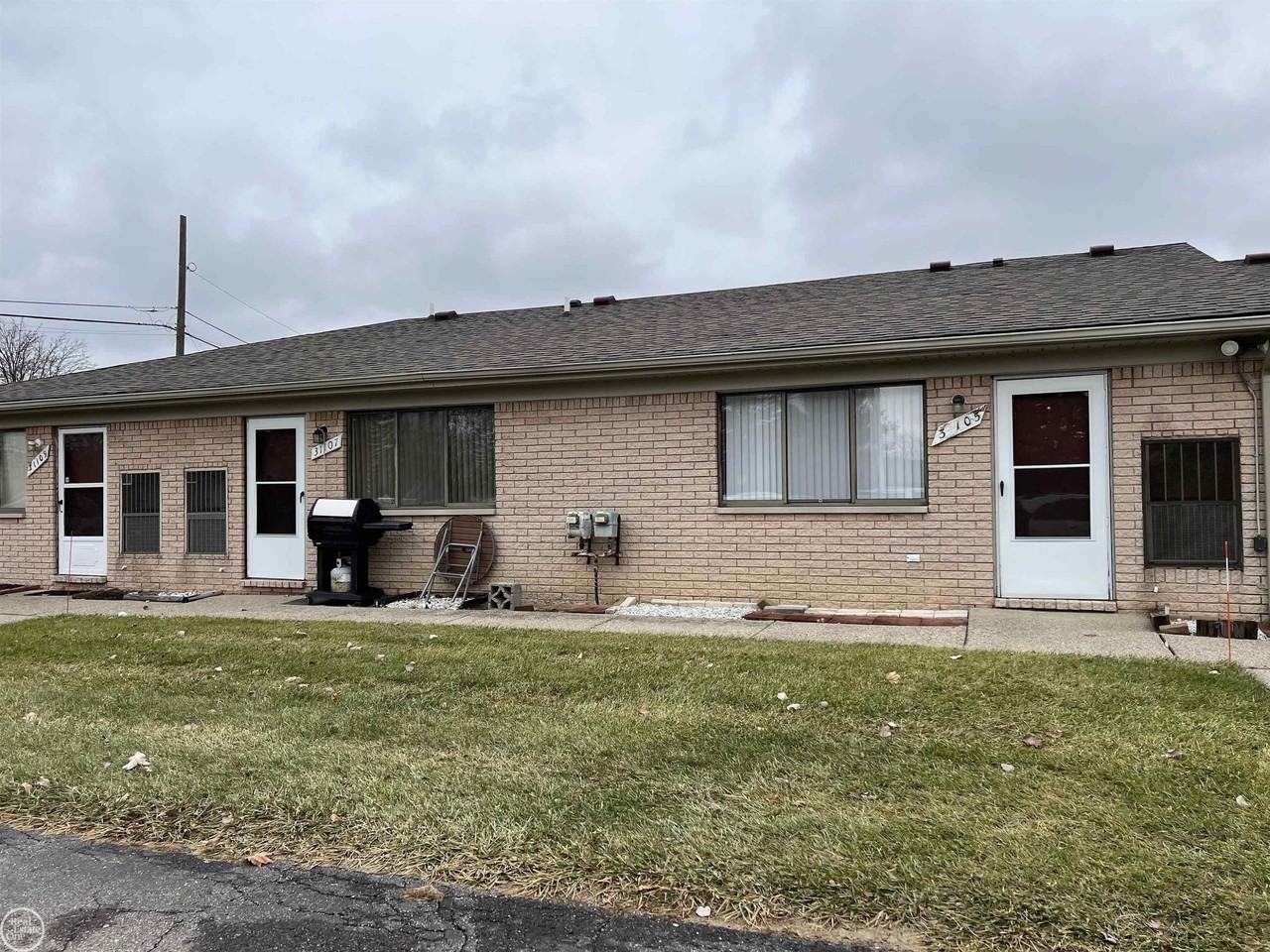 31105 Grove - Photo 5 of 17