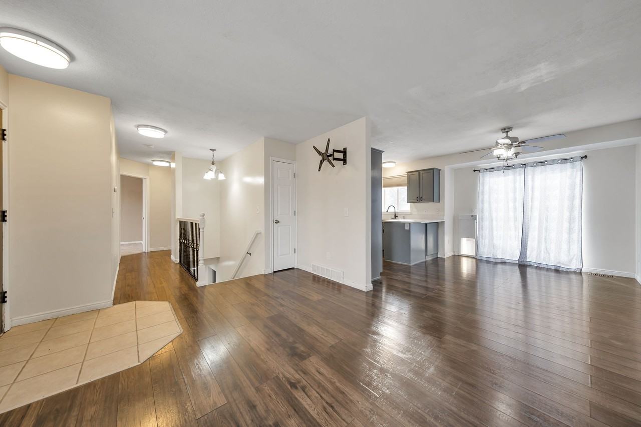 5763 W Ophelia Ln #1 - Photo 3 of 15