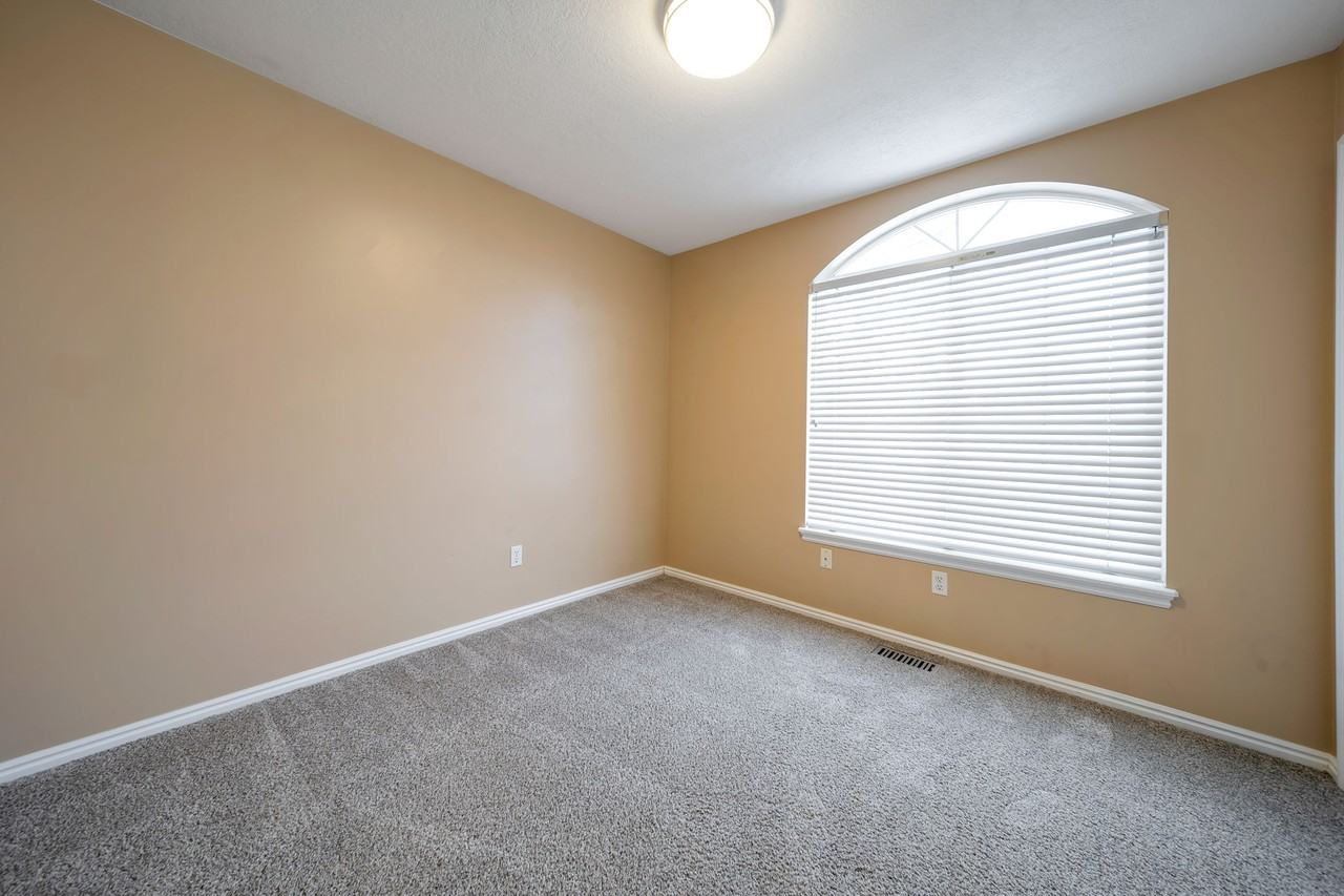 5763 W Ophelia Ln #1 - Photo 7 of 15