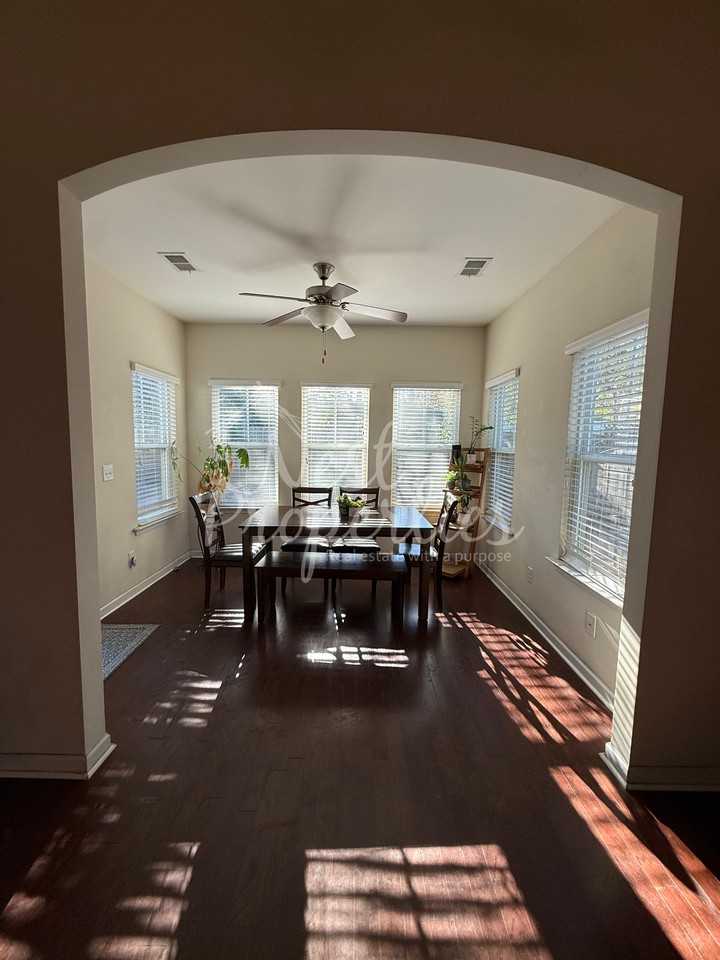 613 Finnegan Ln #1 - Photo 2 of 12