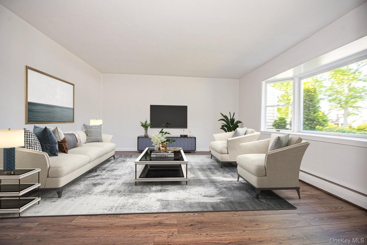 22 Eastover Dr - Photo 3 of 26