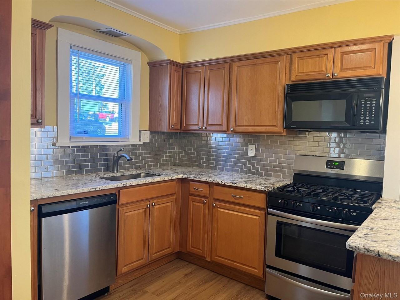 50 W Prospect St - Photo 5 of 19