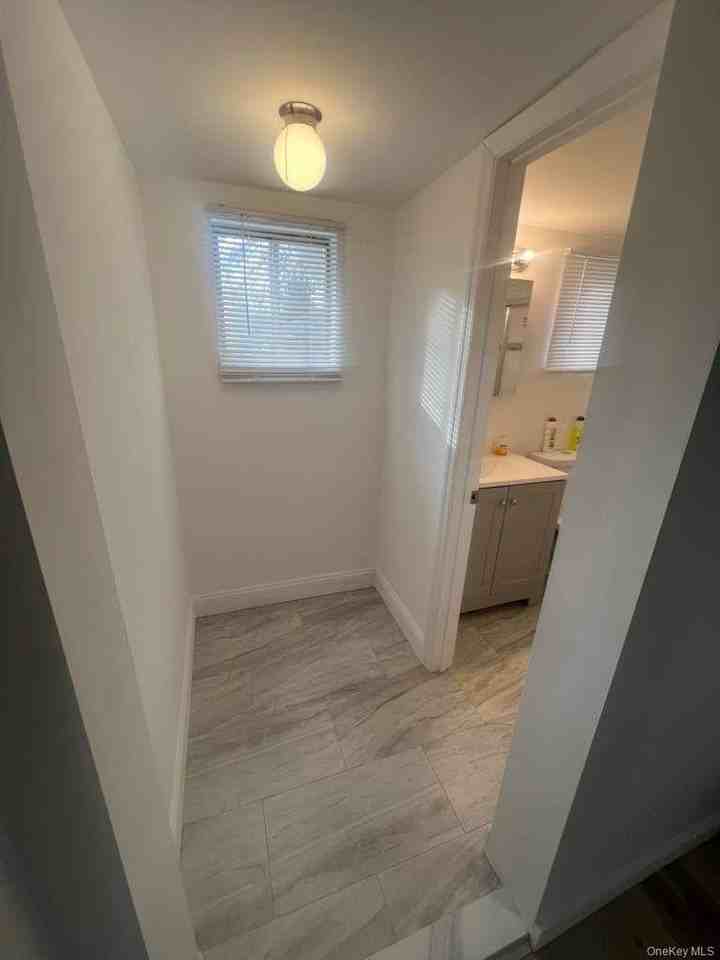 223 S 8th St - Photo 7 of 8