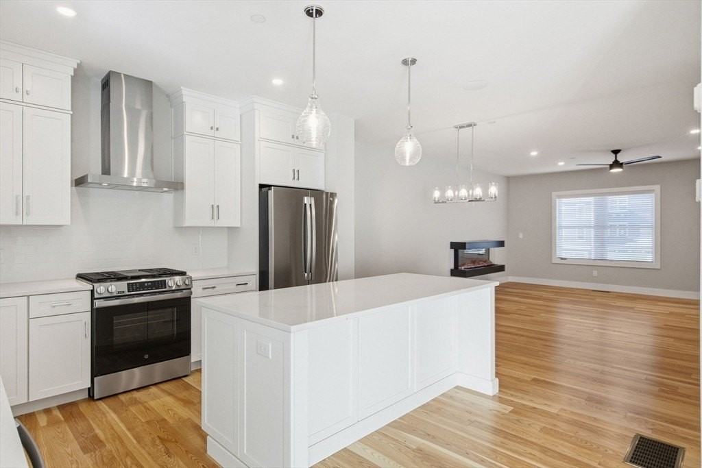 7 Elise Ave - Photo 6 of 41