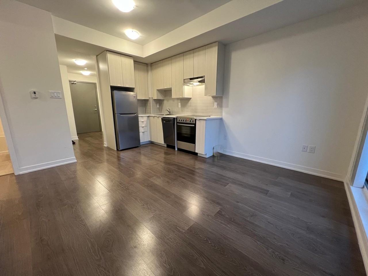 20 Orchid Place Drive #204 - Photo 3 of 15