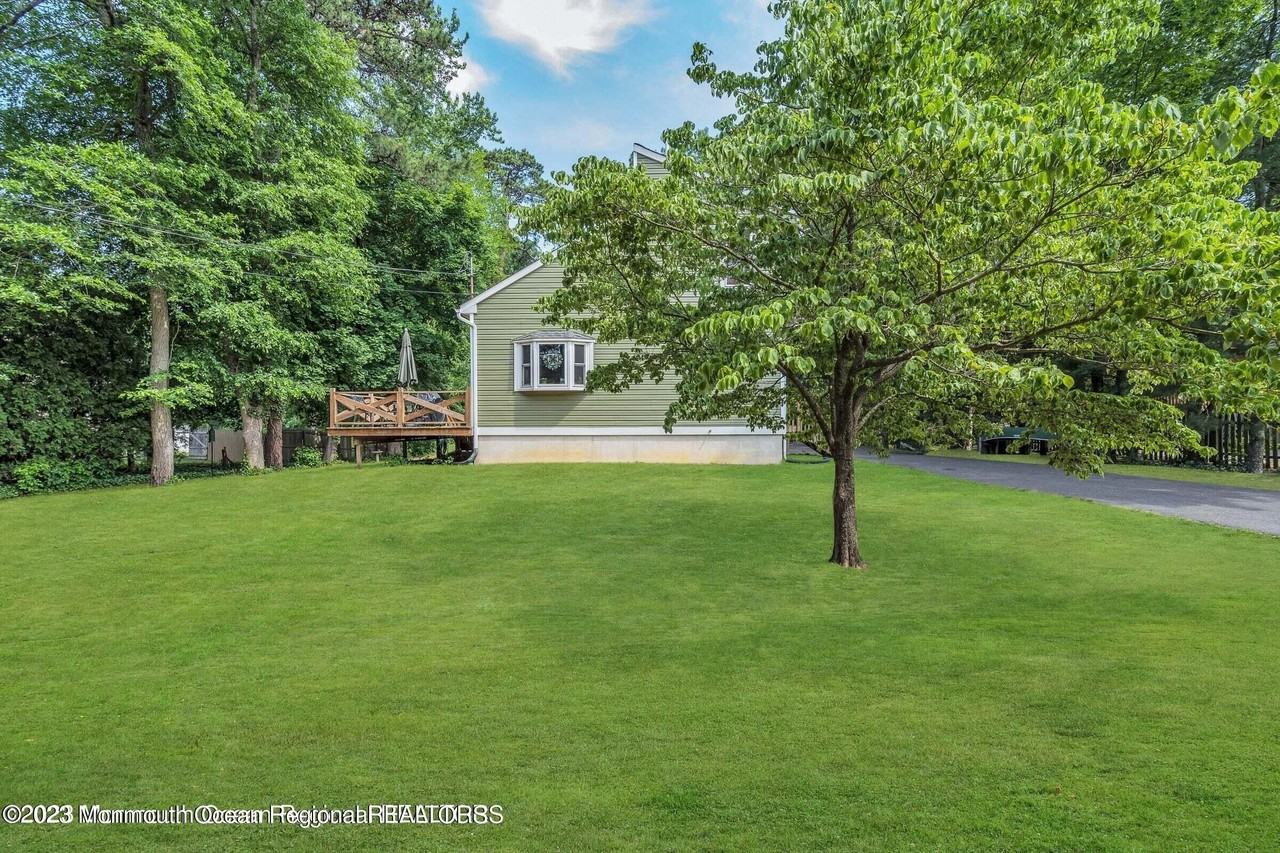 37 Freehold Rd - Photo 5 of 28