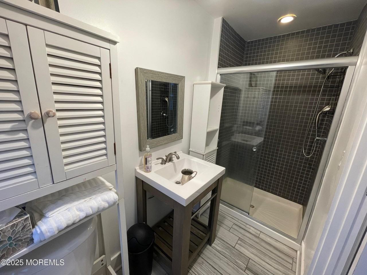 90 Poplar Ave - Photo 4 of 4