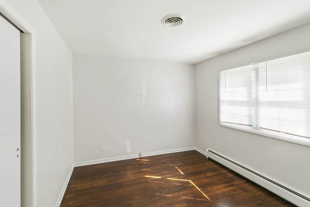 11212 1st St Apt 1 #1 - Photo 6 of 10
