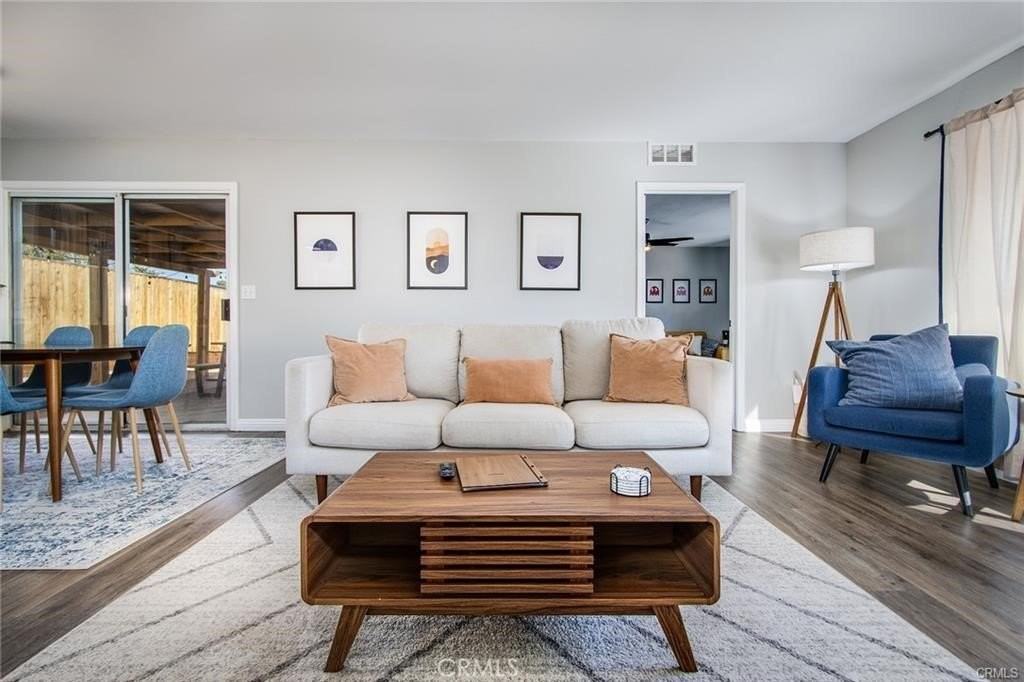 6886 Hillview Rd - Photo 6 of 22