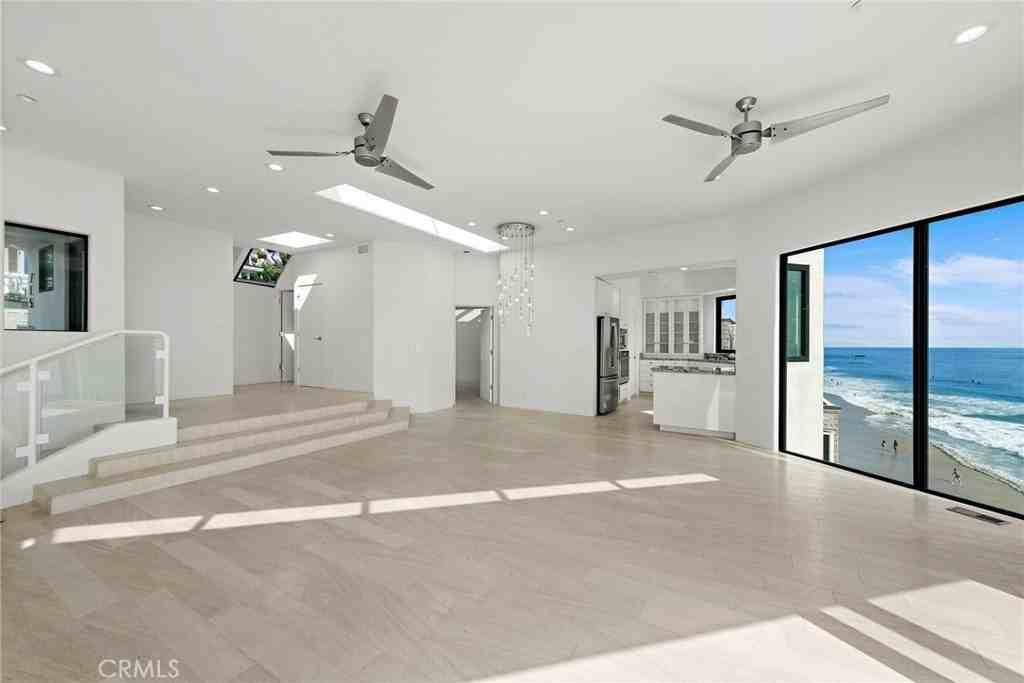 715 Ocean Front - Photo 7 of 50