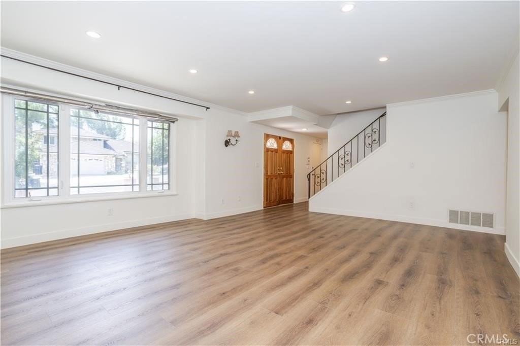 11300 Yolanda Ave - Photo 4 of 28