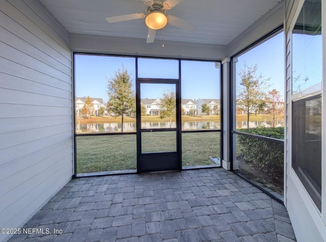 383 Boracay Cir - Photo 3 of 23