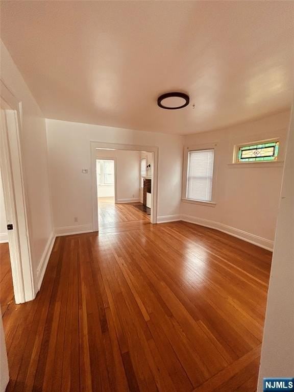 419 Lake Ave - Photo 3 of 4