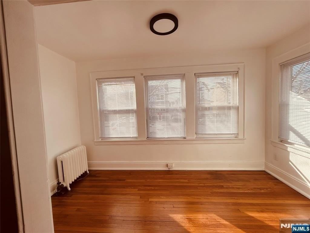 419 Lake Ave - Photo 4 of 4