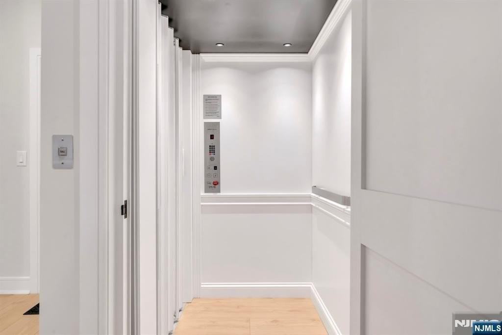 15 Davis Dr - Photo 5 of 36