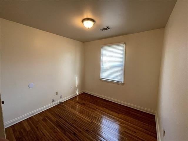 1927 Kentucky Ave - Photo 3 of 7