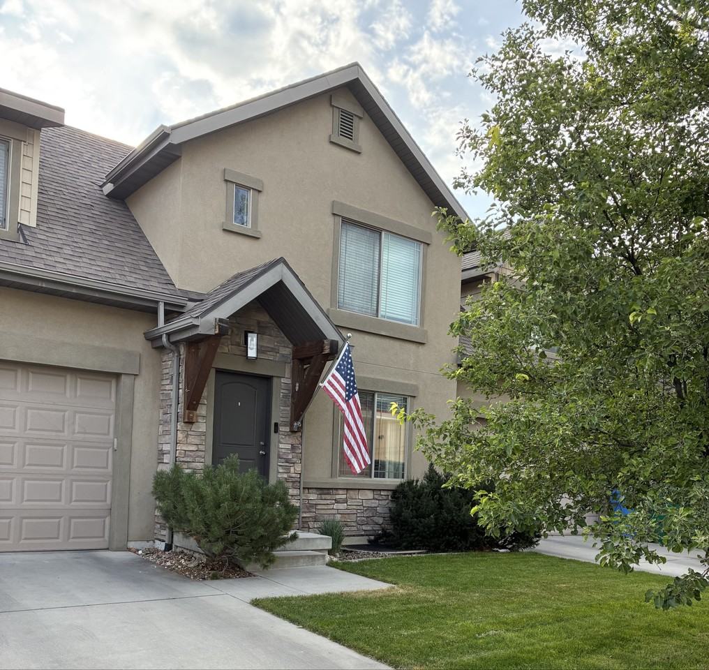 1626 Se - Photo 2 of 26