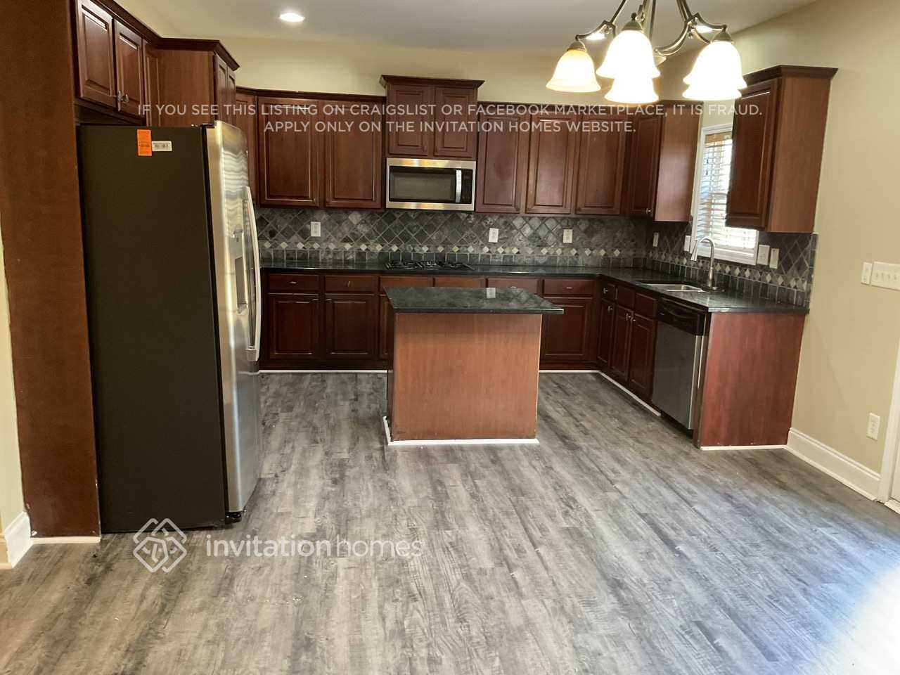 660 Fullier Cir Sw - Photo 6 of 21