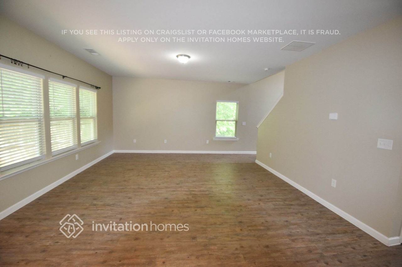 57 Spring Forrest Ln - Photo 3 of 14