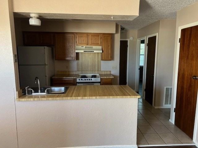 415 1/2 36th Pl - Photo 4 of 9