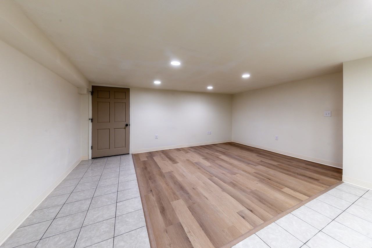 404 Lincoln Ave Bsmt #BS - Photo 2 of 11