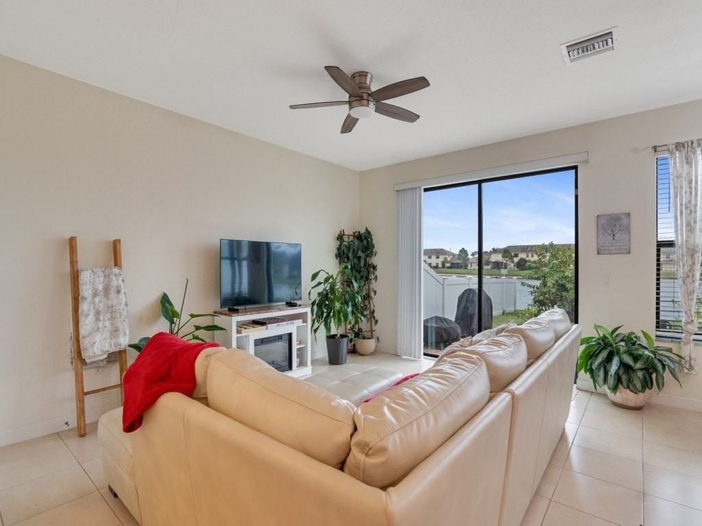 886 S Verona Trace Dr - Photo 7 of 31