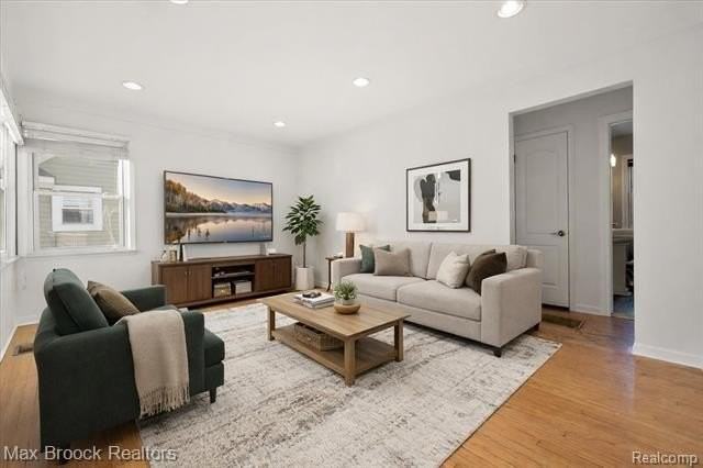 912 Woodsboro Dr - Photo 4 of 23