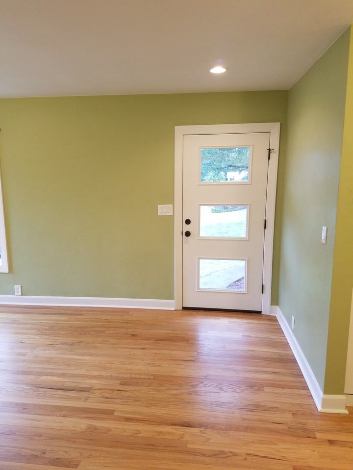 6811 Southwest 55th Avenue - Photo 2 of 30