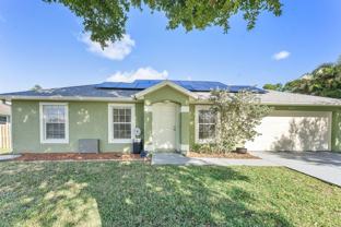 655 Se Ron Rico Ter - Photo 1 of 1