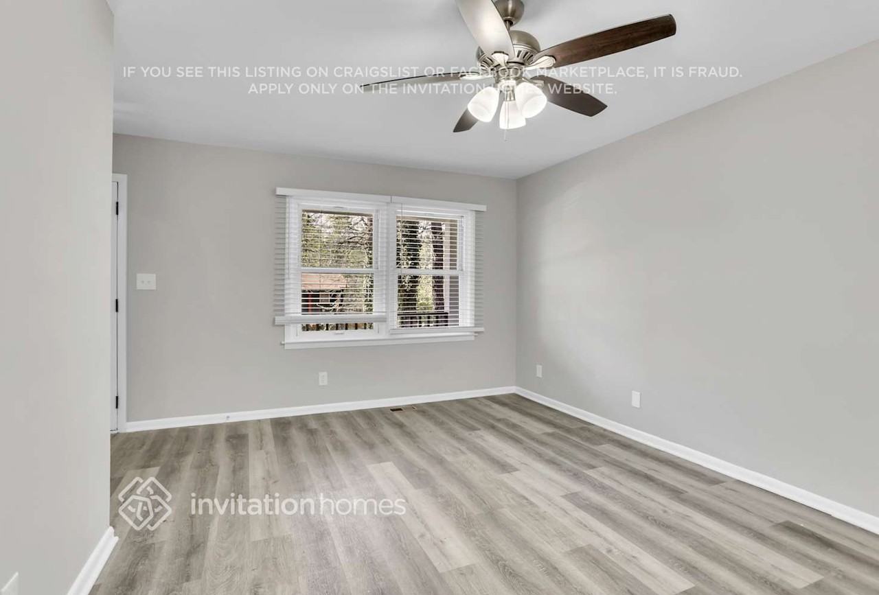 3545 Stanford Cir - Photo 5 of 25