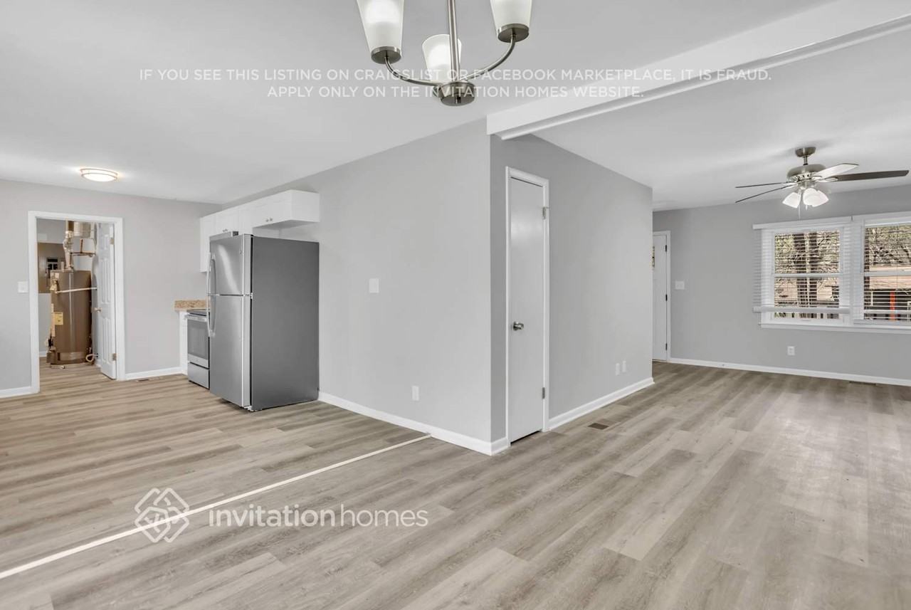 3545 Stanford Cir - Photo 6 of 25