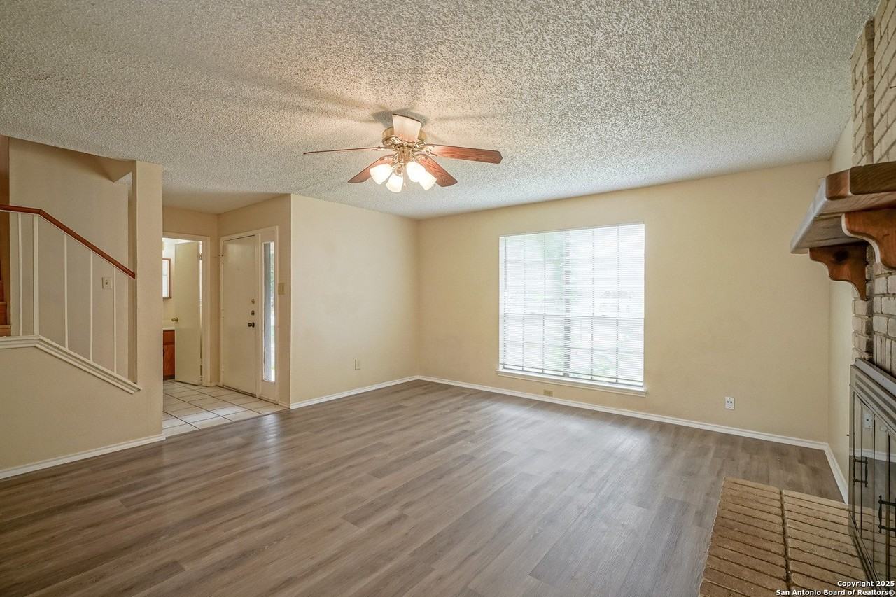 7262 Shadow Rdg - Photo 7 of 29