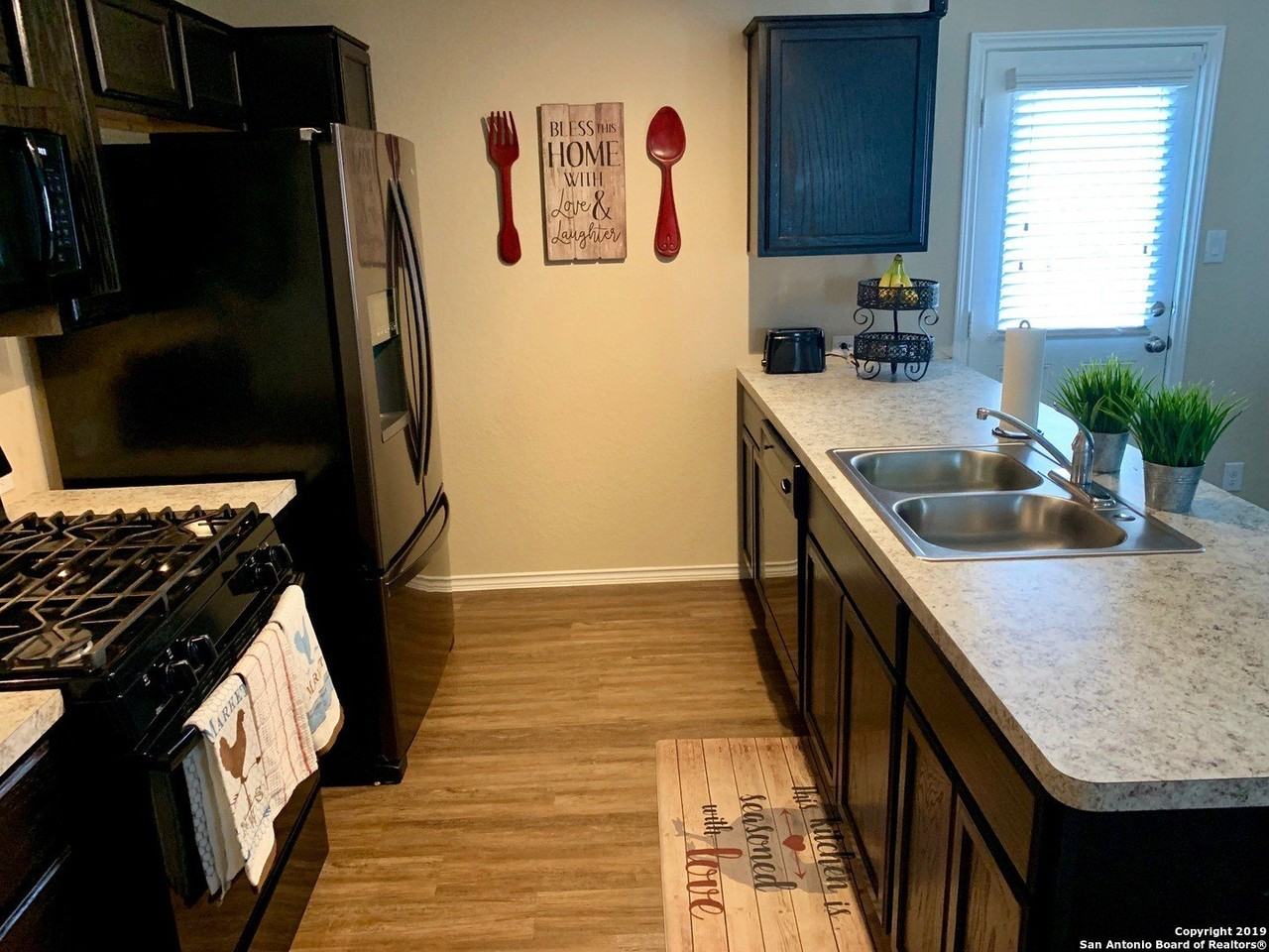 5102 Everett Loop - Photo 7 of 17